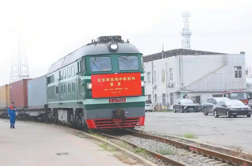 Tas-Logistic | Новий залізничний маршрут з Пекіна до Баку: автозапчастини з Китаю подолають шлях за 15 днів