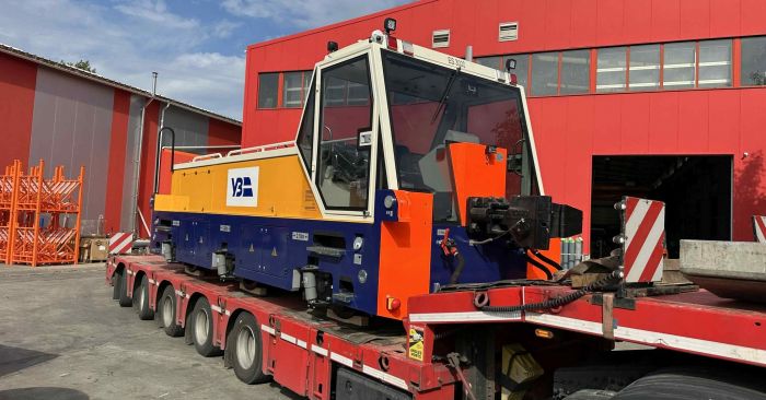 Tas-Logistic | УЗ отримала перші акумуляторні маневрові локомотиви ES3000 від Express Service